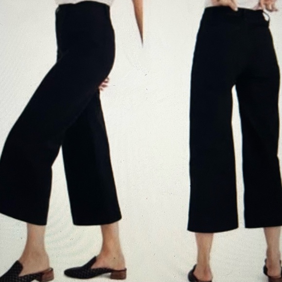 Madewell Denim - Madewell Emmett Wide Leg Crop Jeans in Black, High Rise Size 26